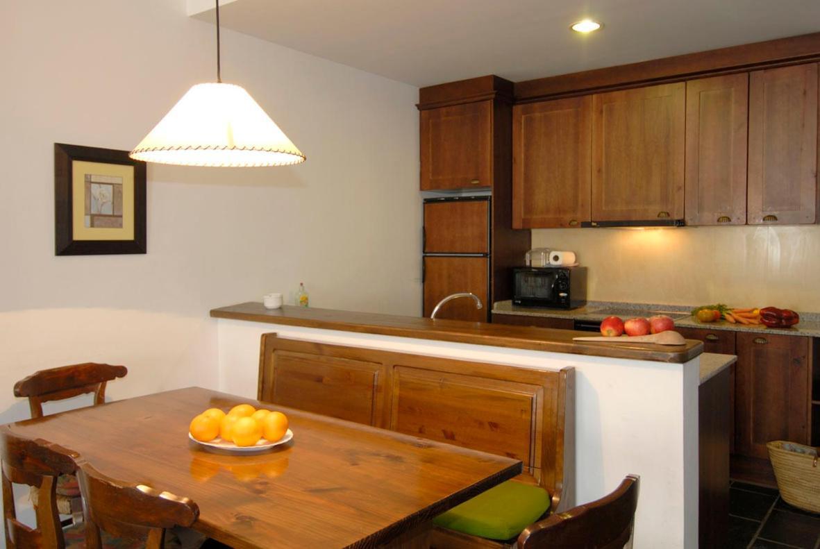 Apartamentos Linsoles Eriste Buitenkant foto