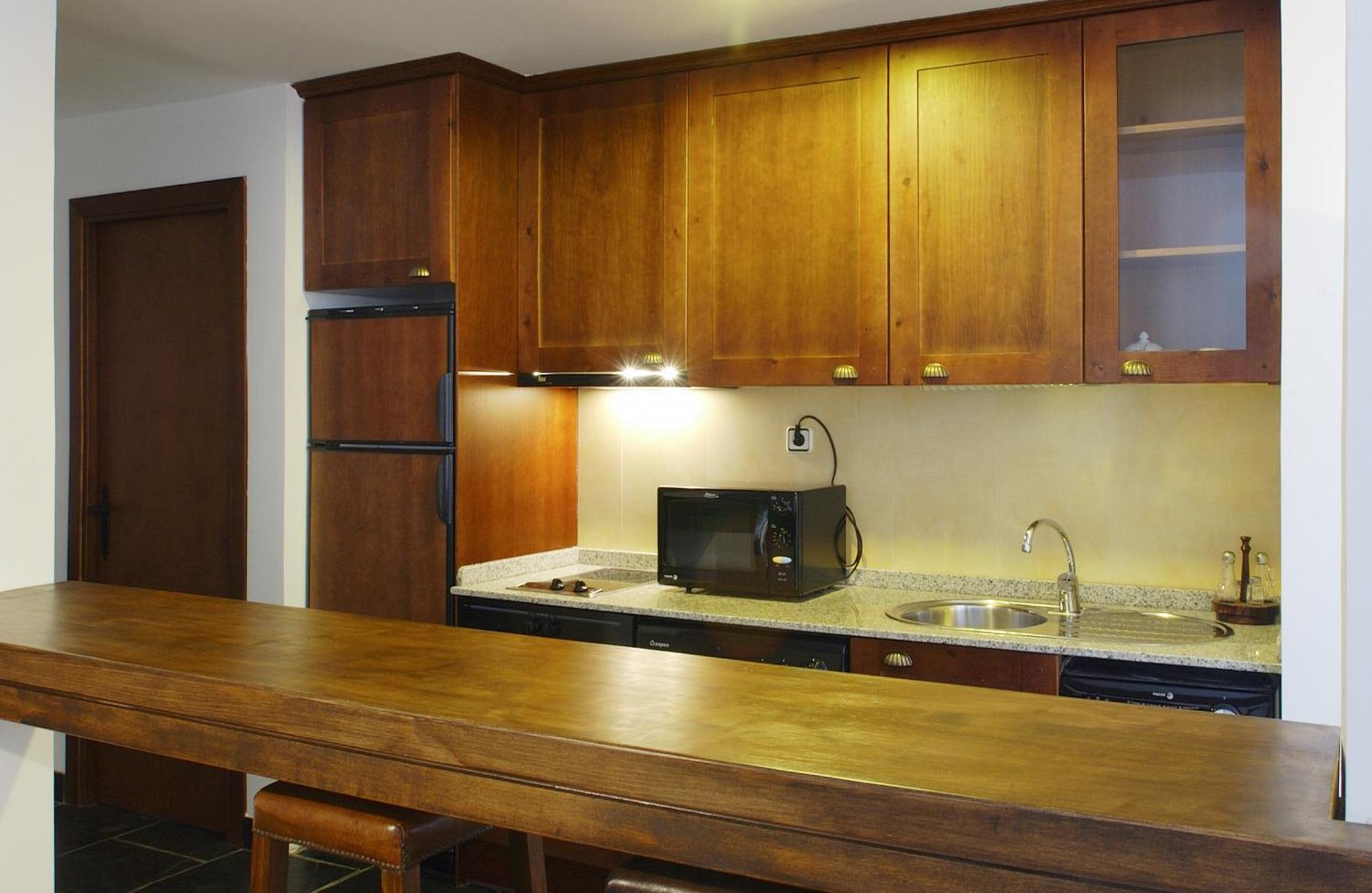 Apartamentos Linsoles Eriste Buitenkant foto