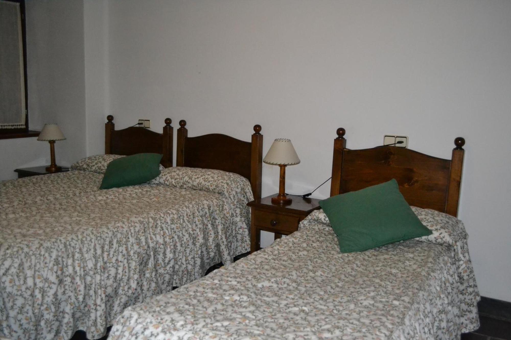 Apartamentos Linsoles Eriste Buitenkant foto