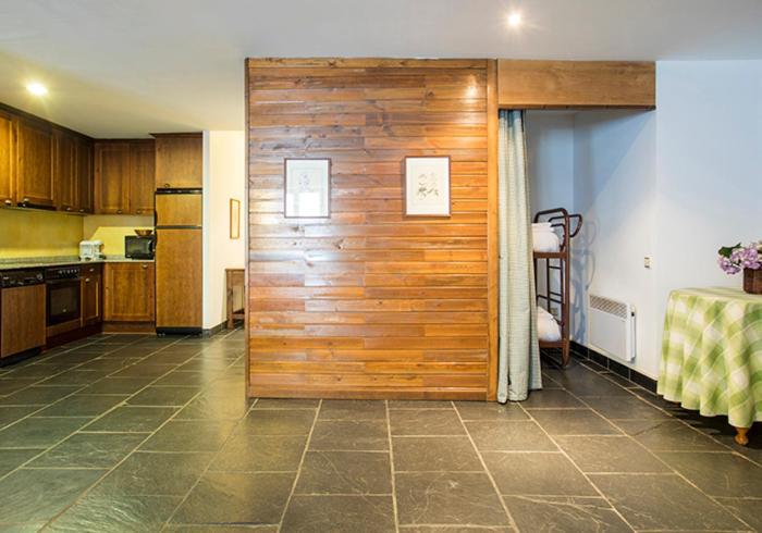 Apartamentos Linsoles Eriste Buitenkant foto